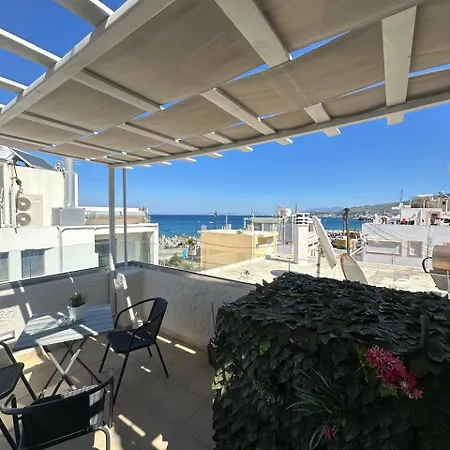 דירה Connie's Sea Side 2b