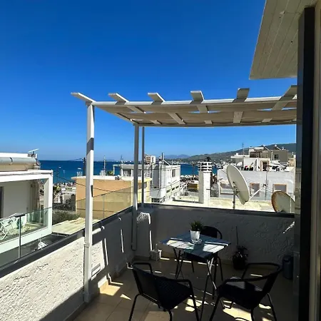 דירה Connie's Sea Side 2b