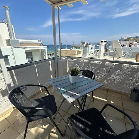 Connie's Sea Side 2b דירה *